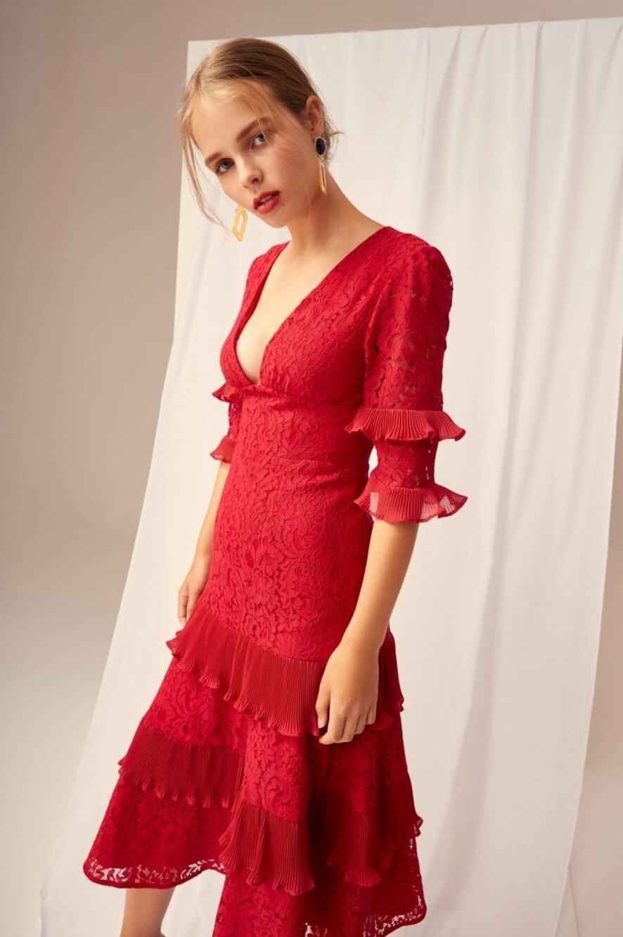 Anthropologie Dress Keepsake Red Lace Midi Timeless S Formal Pleated Vneck Chic